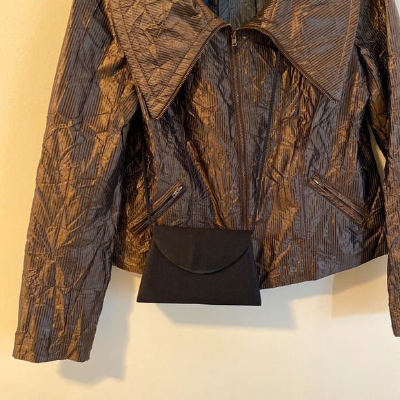 Small satin-look purse - Picture 5 of 6